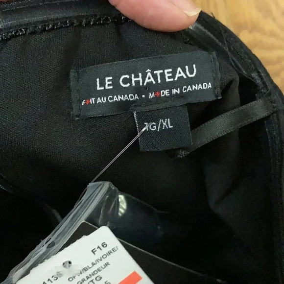 LE CHATEAU COCKTAIL DRESS - Picture 3 of 3